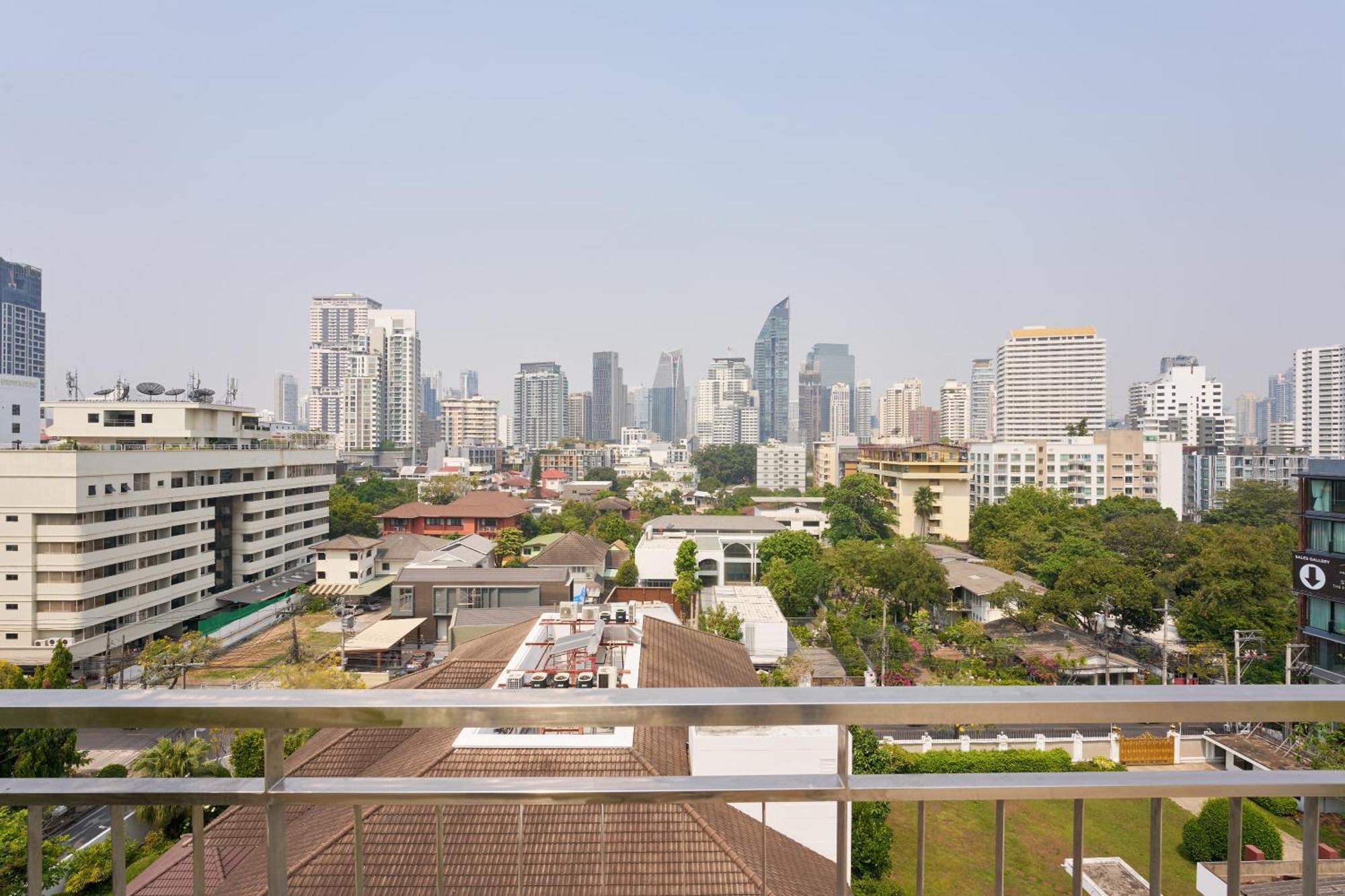 Shine Aparthotels Sukhumvit Thonglor 방콕 외부 사진