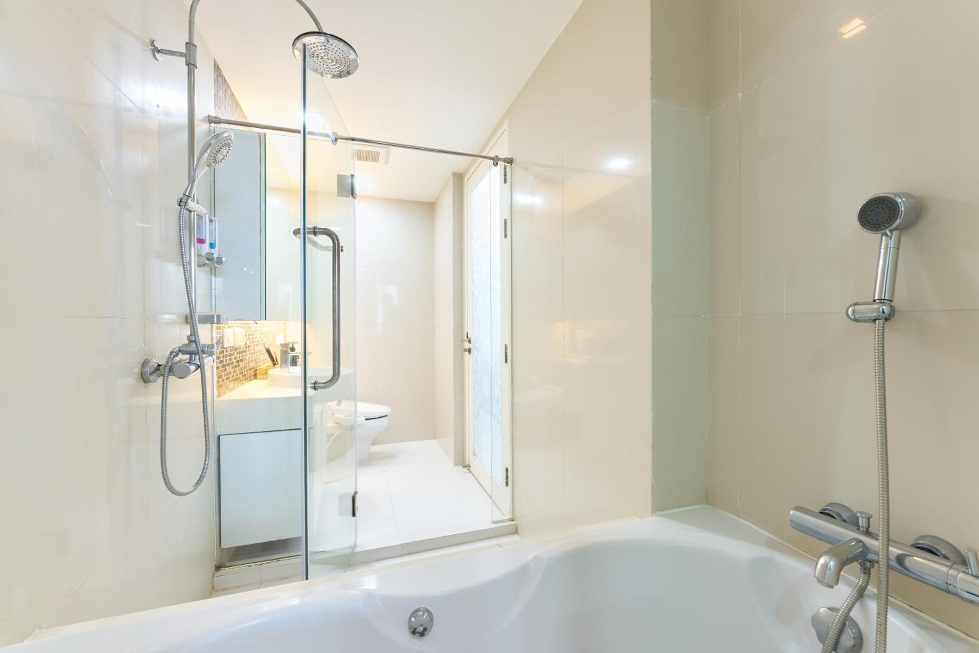 Shine Aparthotels Sukhumvit Thonglor 방콕 객실 사진